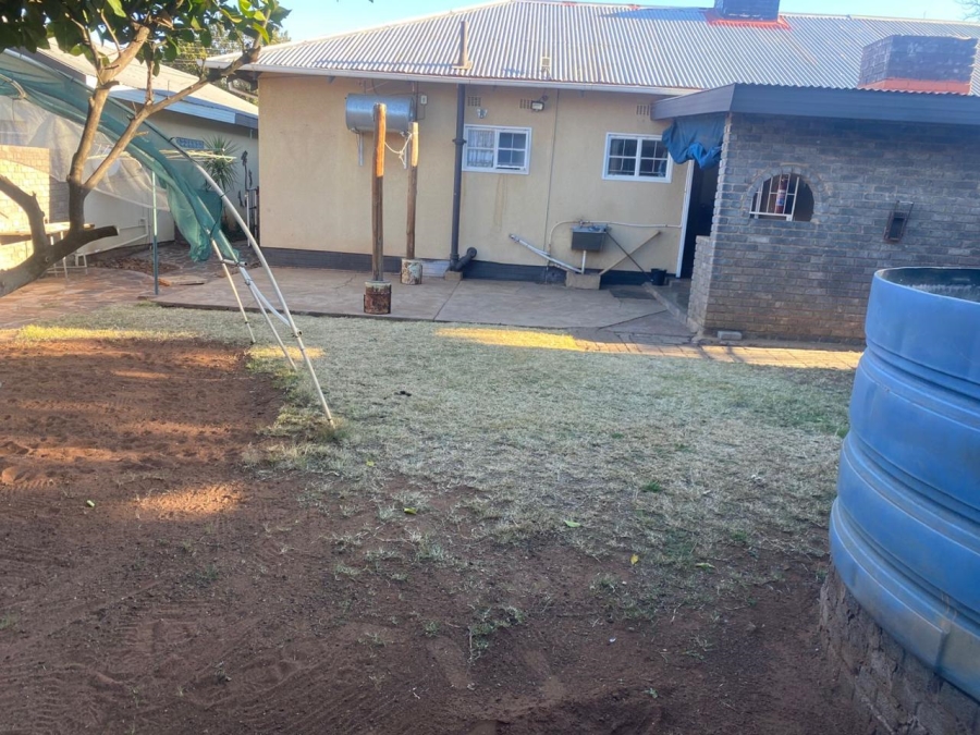 4 Bedroom Property for Sale in Kuruman Northern Cape